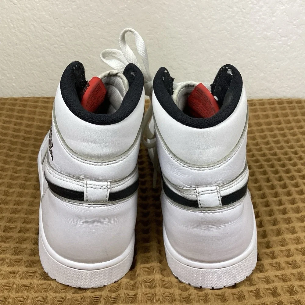 Nike Air Jordan 1 Retro High OG Mens Sz 9 Yin Yang White Black 2016 555088-102